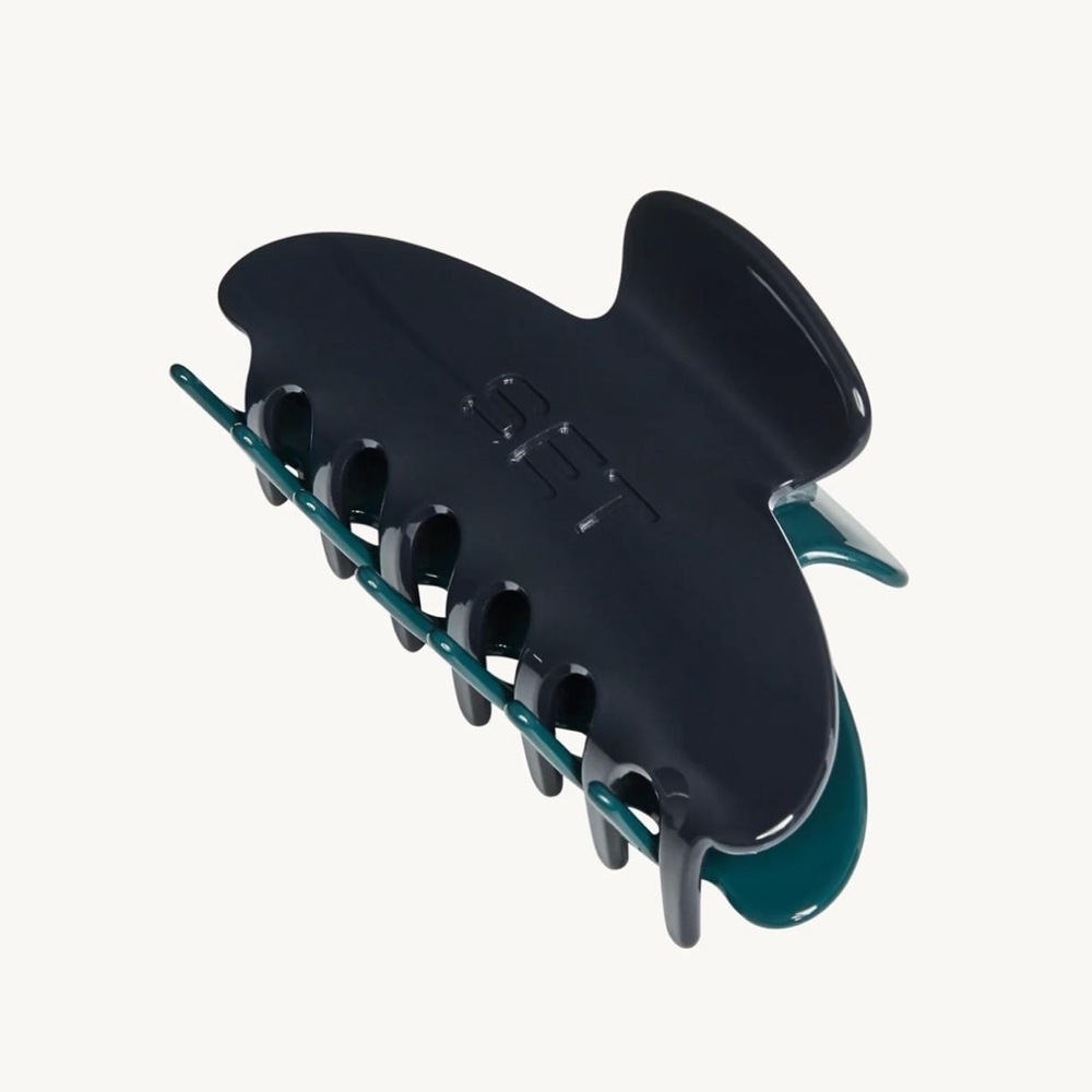 Set active color block claw clip